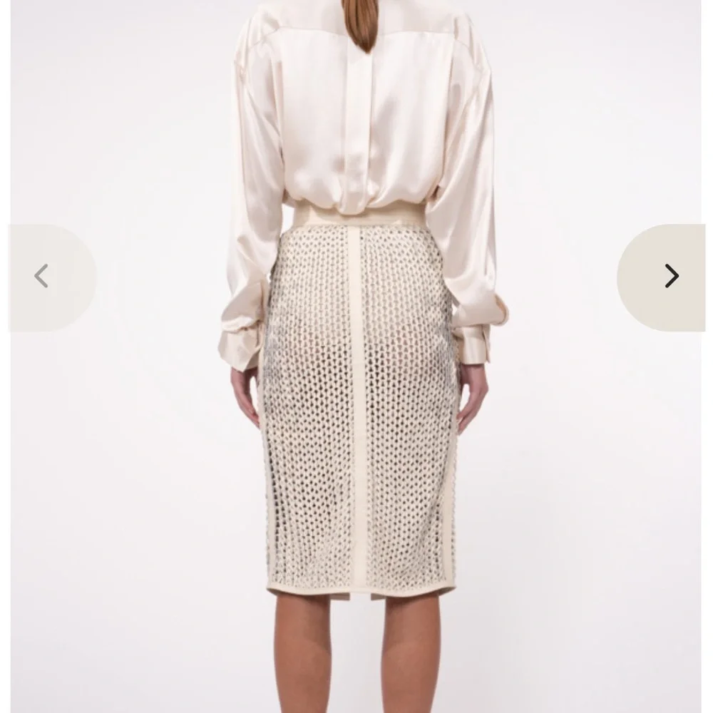 NONchalant max Midi Cream woven leather skirt
